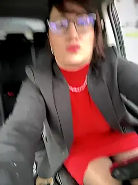 Snapshot of ZhenjaPoledance chatting on 11.06.25 ZhenjaPoledance online show from 11.06.25