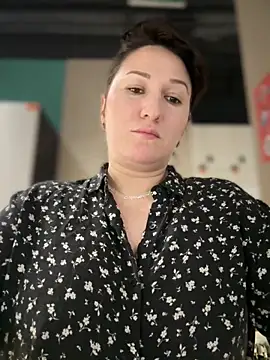 Snapshot of ZhenjaPoledance chatting on 02.07.26 ZhenjaPoledance online show from 02.07.26