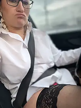 Snapshot of ZhenjaPoledance chatting on 02.10.26 ZhenjaPoledance online show from 02.10.26