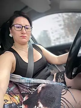 Snapshot of ZhenjaPoledance chatting on 03.01.26 ZhenjaPoledance online show from 03.01.26