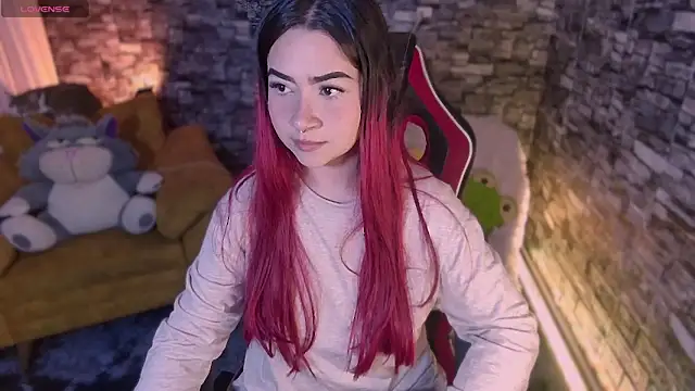 corallwells online show from 01.15.26