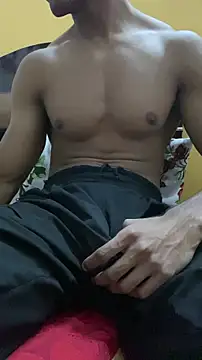 Snapshot of Wild_beast chatting on 10.24.25 Wild beast online show from 10.24.25