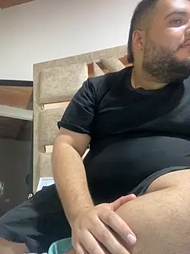 Snapshot of damian_chubby chatting on 09.11.25 damian chubby online show from 09.11.25