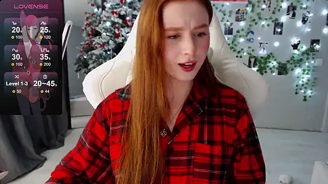 Snapshot of Meow_babe chatting on 12.29.24 Meow babe online show from 12.29.24