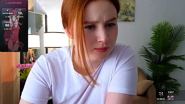 Snapshot of Meow_babe chatting on 03.10.25 Meow babe online show from 03.10.25