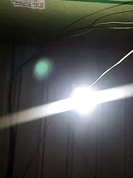 Snapshot of Cris29_84 chatting on 10.21.25 Cris29 84 online show from 10.21.25