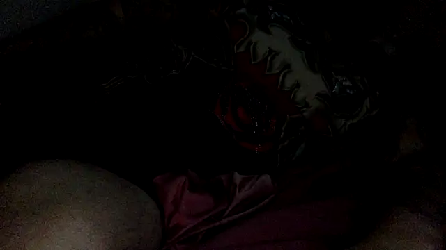 Snapshot of chubbycloudybottom chatting on 11.01.25 chubbycloudybottom online show from 11.01.25