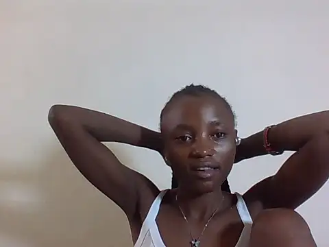 SexyNeedle22 online show from 10.24.25