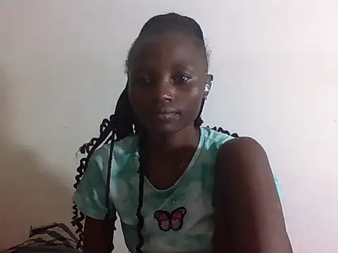 SexyNeedle22 online show from 11.26.25