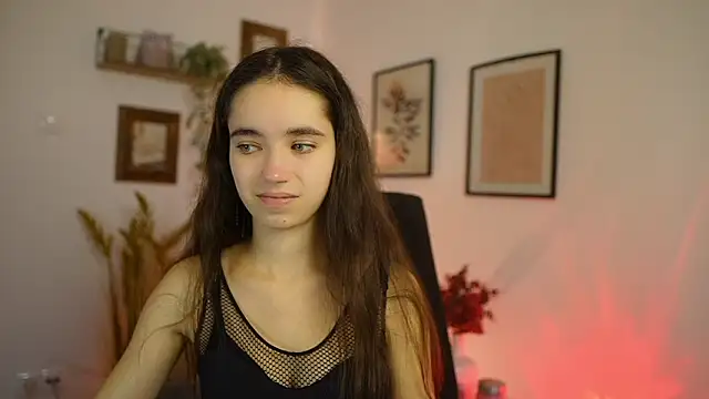 Gia Paige18 online show from 10.10.25