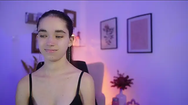 Gia Paige18 online show from 11.13.25