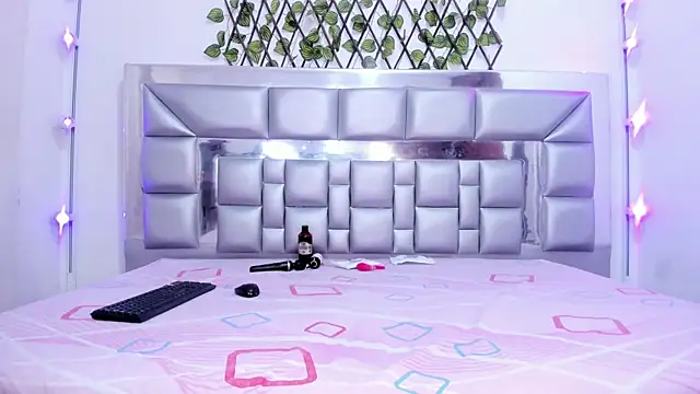 Snapshot of sweetebonny1 chatting on 02.27.26 sweetebonny1 online show from 02.27.26