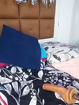 ELLA KELLY online show from 02.25.25