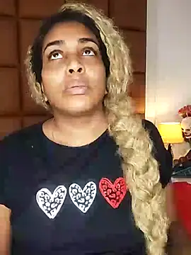 ELLA KELLY online show from 12.02.25