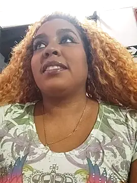 Snapshot of ELLA_KELLY chatting on 04.21.26 ELLA KELLY online show from 04.21.26