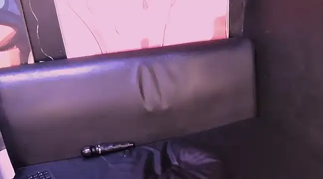 Snapshot of Ebonycutiex chatting on 02.13.25 Ebonycutiex online show from 02.13.25