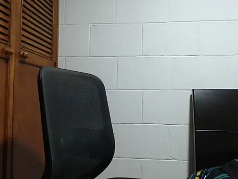 Snapshot of dimitriquiet05 chatting on 02.01.26 dimitriquiet05 online show from 02.01.26