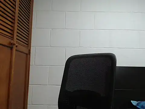 Snapshot of dimitriquiet05 chatting on 02.20.26 dimitriquiet05 online show from 02.20.26