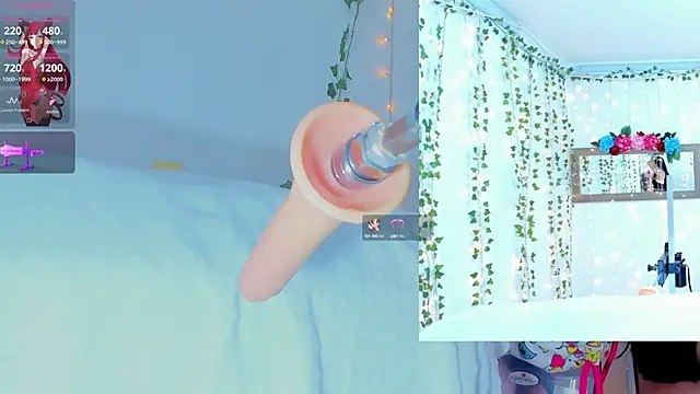 Tiffanny Love  online show from 02.21.25