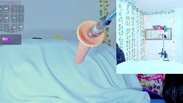 Tiffanny Love  online show from 03.20.25
