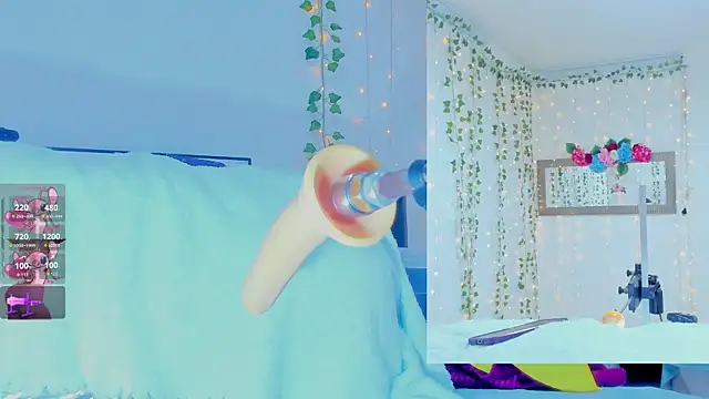 Tiffanny Love  online show from 09.30.25