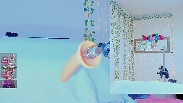 Tiffanny Love  online show from 10.01.25