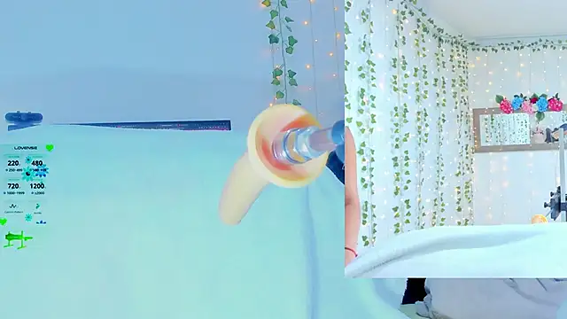 Tiffanny Love  online show from 10.11.25