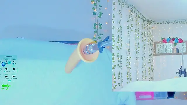 Tiffanny Love  online show from 10.18.25