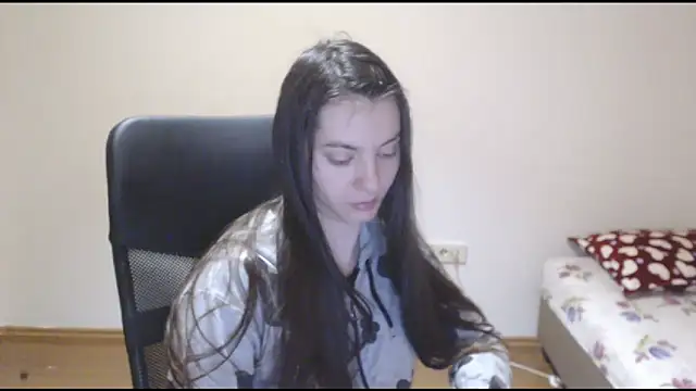 Snapshot of CuteJollie4U chatting on 01.12.25 CuteJollie4U online show from 01.12.25