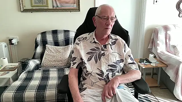 cutaboverest online show from 04.19.26