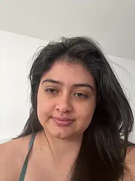 Stephania 18 online show from 01.08.25