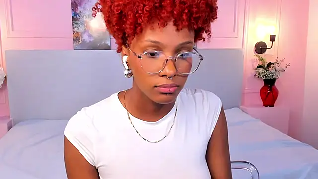 Snapshot of LiannaDixon chatting on 01.20.25 LiannaDixon online show from 01.20.25