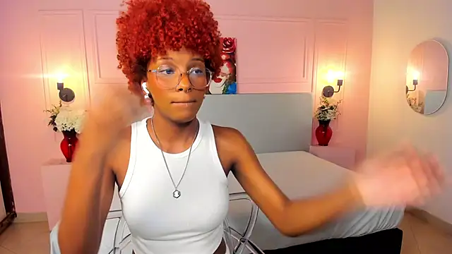 Snapshot of LiannaDixon chatting on 02.04.25 LiannaDixon online show from 02.04.25