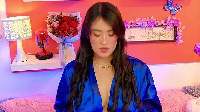 ChloeRem online show from 04.15.26