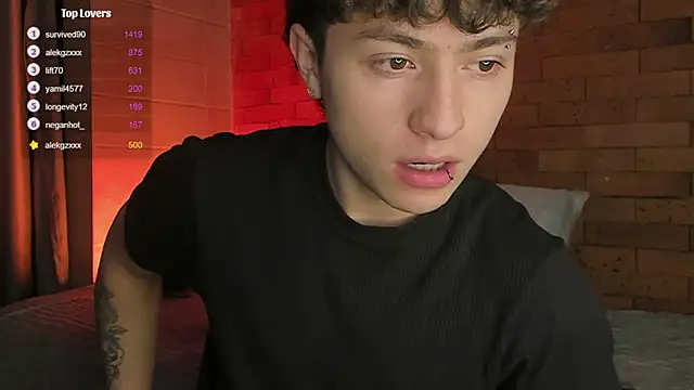 Snapshot of Ares_Dickson chatting on 01.09.25 Ares Dickson online show from 01.09.25