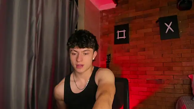 Snapshot of Ares_Dickson chatting on 02.02.25 Ares Dickson online show from 02.02.25