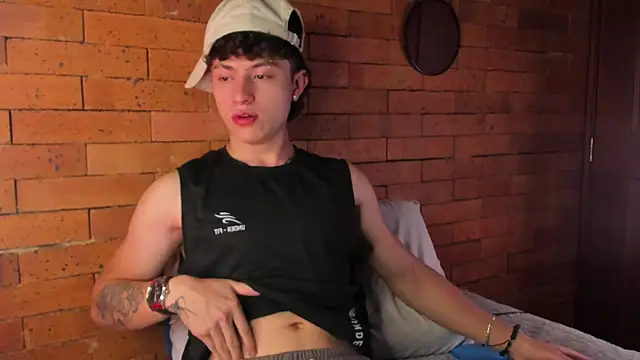 Snapshot of Ares_Dickson chatting on 02.04.25 Ares Dickson online show from 02.04.25