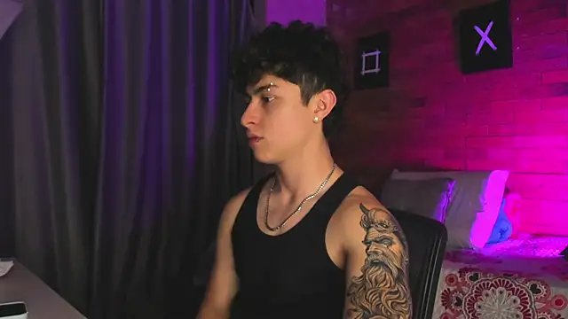 Snapshot of Ares_Dickson chatting on 02.20.25 Ares Dickson online show from 02.20.25