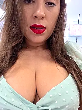 GatitaXD27 online show from 10.16.25