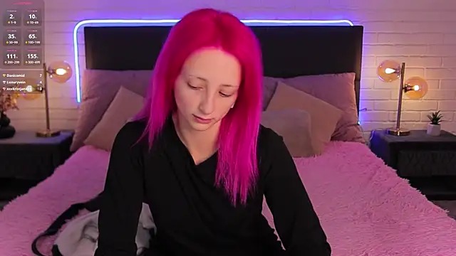 Selena Lily online show from 10.16.25