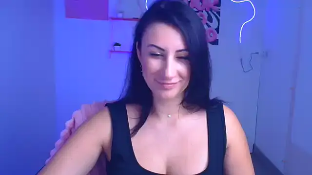 Loren Moa online show from 11.05.25