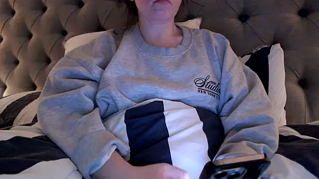 Sandysecret online show from 11.18.25