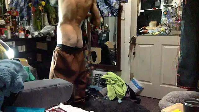 Snapshot of Robriguezxxx chatting on 11.05.25 Robriguezxxx online show from 11.05.25