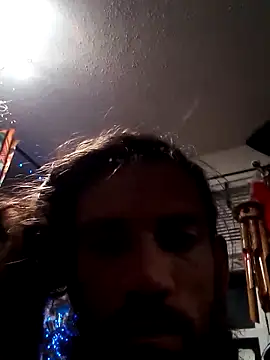 Snapshot of Robriguezxxx chatting on 06.19.26 Robriguezxxx online show from 06.19.26