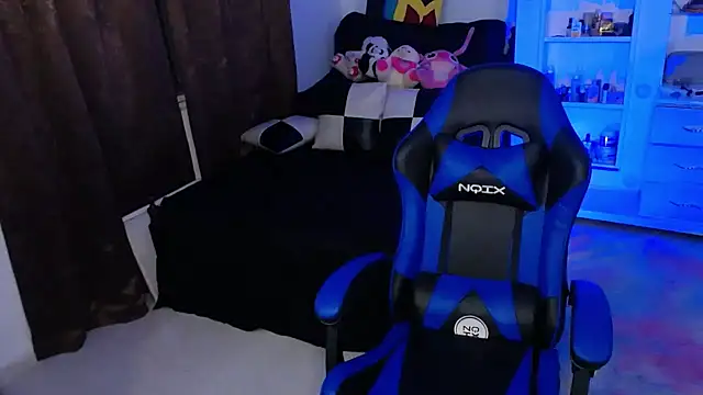 Snapshot of thalia_066 chatting on 09.29.25 thalia 066 online show from 09.29.25