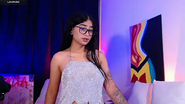 Snapshot of thalia_066 chatting on 11.05.25 thalia 066 online show from 11.05.25