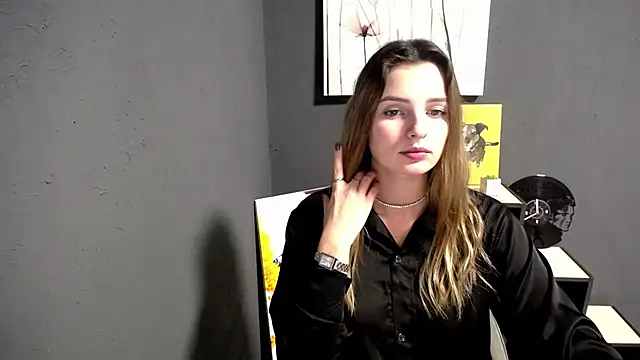 lady olivia  online show from 11.25.25