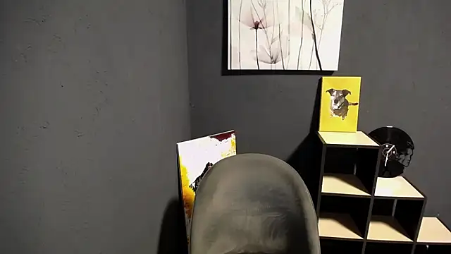 lady olivia  online show from 04.17.26