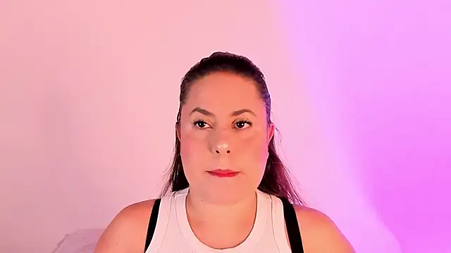 Snapshot of Alisson_zambrano chatting on 03.02.26 Alisson zambrano online show from 03.02.26