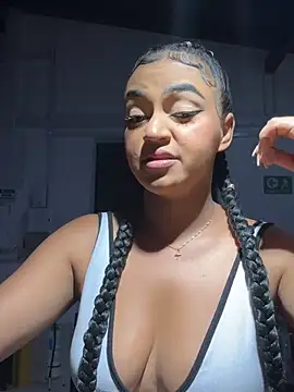 Snapshot of ximena_case chatting on 03.08.25 ximena case online show from 03.08.25